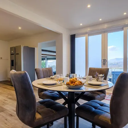 Paddock House * Windermere